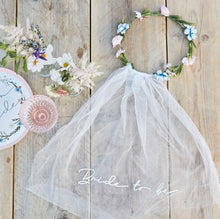Load image into Gallery viewer, Flower crown bride-to-be veil
